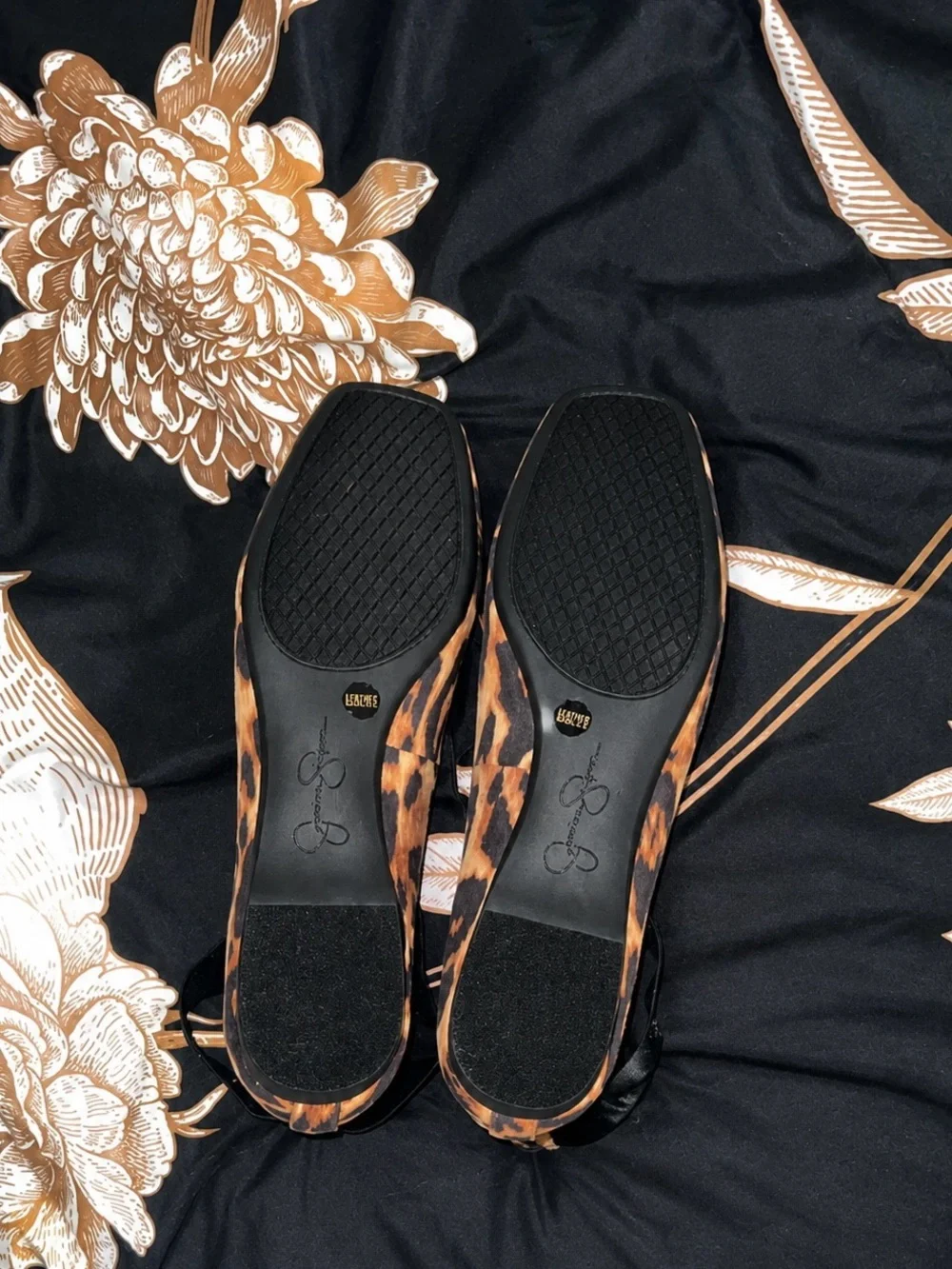 Jessica Simpson chic leopard